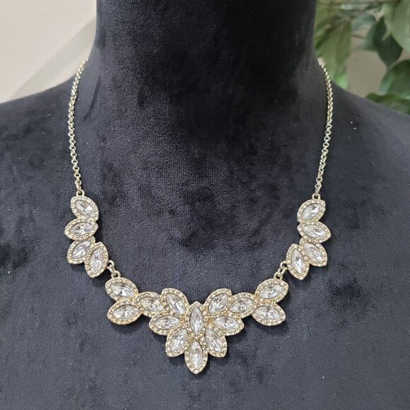 C Women's Gold Tone Clear Teardrop Rhinestones Princess Necklace - Picture 1 of 6